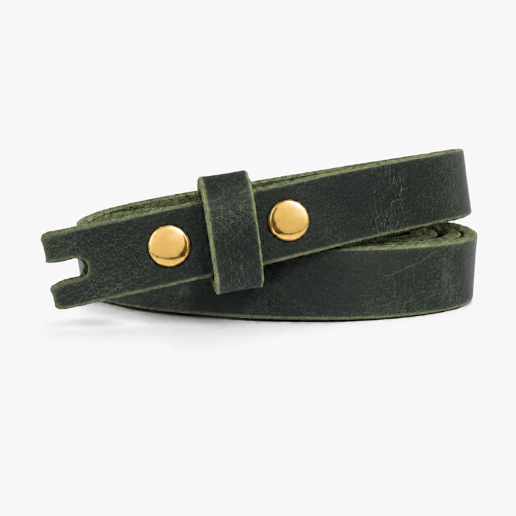 title=Narrow Women's Leather Belt; color=Crazy Horse Green; hw=Premium Snaps; hw_color=Gold